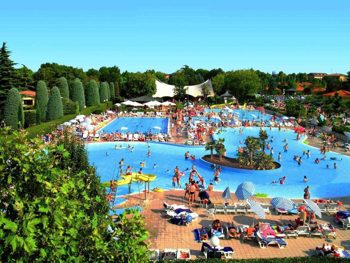 Camping Bella Italia In Peschiera Del Garda - Gardasee Экстерьер фото