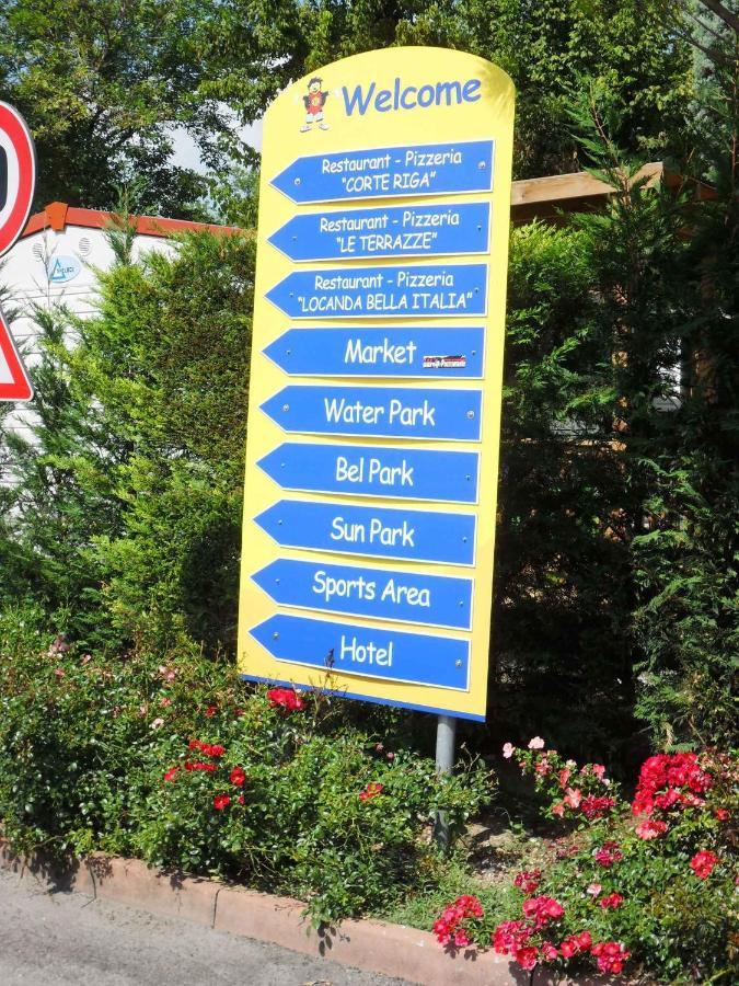 Camping Bella Italia In Peschiera Del Garda - Gardasee Экстерьер фото